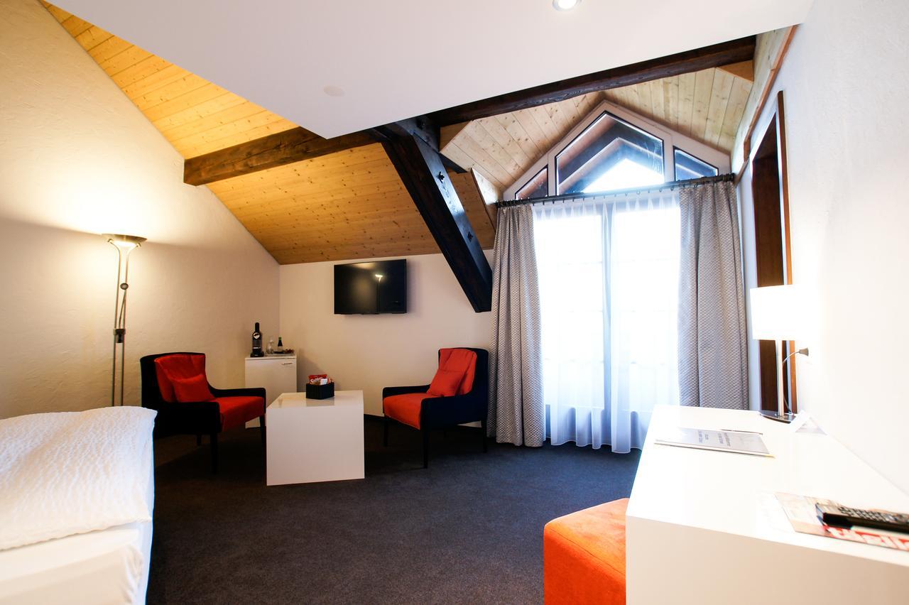 Ochsen Lenzburg Hotel Kültér fotó